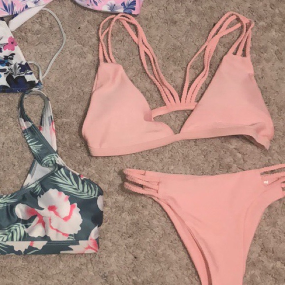 Listing for Bella!